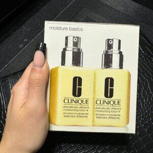 *NEW* Clinique: Dramatically Different Moisturizing Lotion+ (2 PACK)